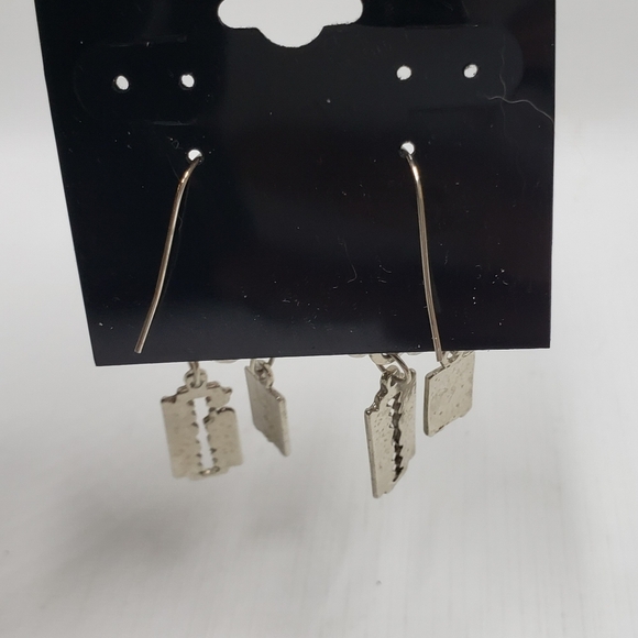 Razor Blade Jack Daniels Silver Tone Earrings - Picture 4 of 9